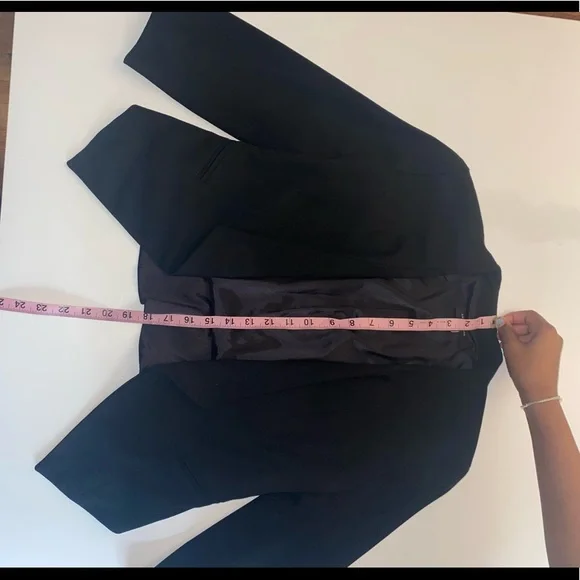 Ann Taylor Black Blazer size 2 Petite - Picture 5 of 10